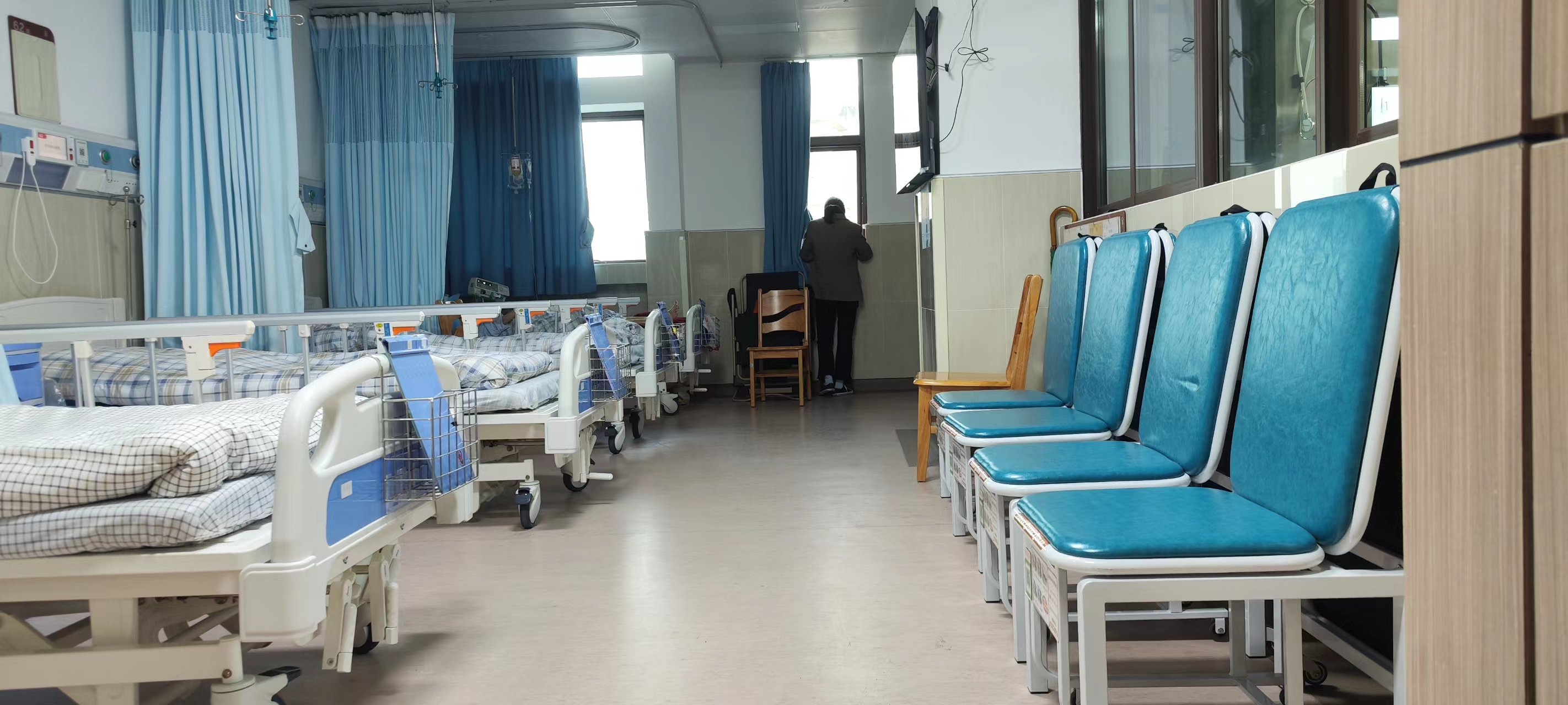 告别管理难题，爱陪共享床让医院陪护更规范、更温暖